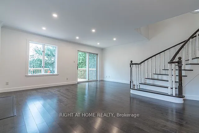 131 Banff Rd — Photo 6