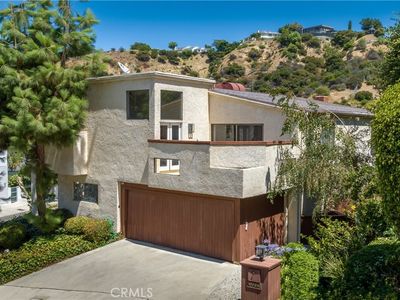 14843 Jadestone Dr, Sherman Oaks, CA, 91403