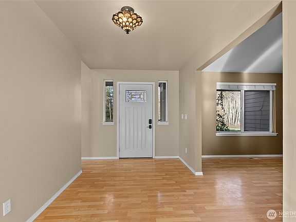 3rd image of 3876 Aldergrove Road