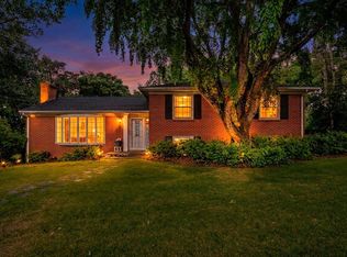4508 Rosecrest Rd, Roanoke, VA 24018
