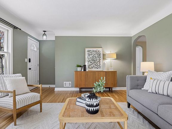 5th image of 5537 Nokomis Ave
