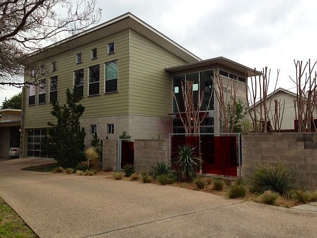 1st image of 4905 Woodrow Ave #A