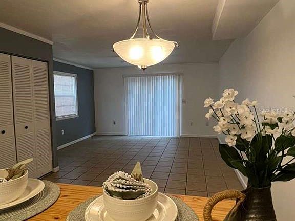 4th image of 4608 SW 44th Ln