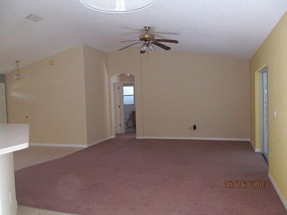 3rd image of 3 White Hill Pl