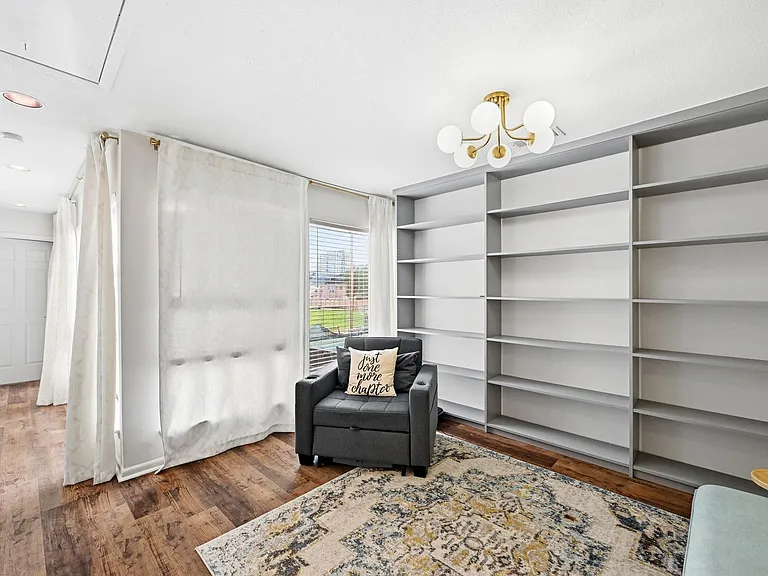 1116 Bering Dr #25 — Photo 22