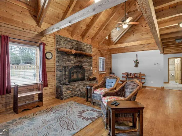 7346 Banks Mill Rd, Douglasville, GA 30135