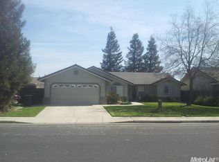 8704 Peacock Way, Hilmar, CA 95324