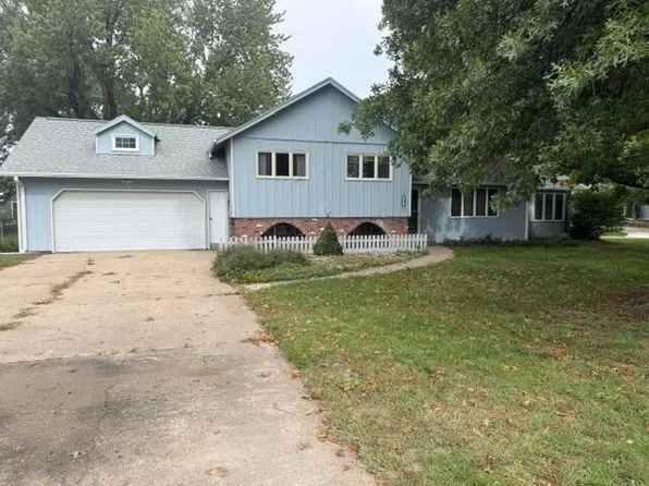 902 E Hynes Ave, Oneill, NE 68763