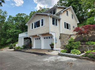 10 Ledge Rd, Niantic, CT 06357