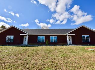 72 Prospect Ln #102, Vine Grove, KY 40175