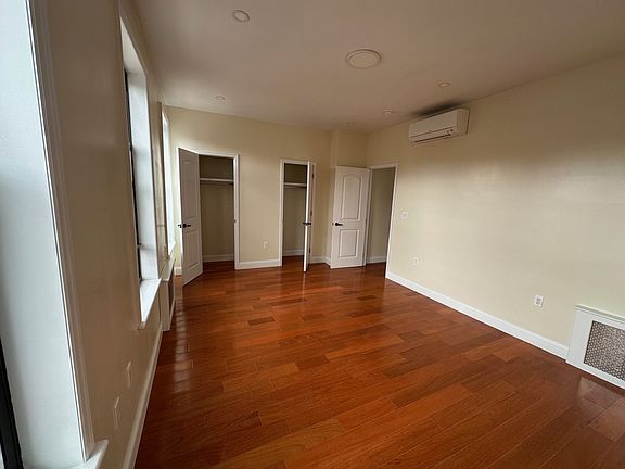 4th image of 23-54 27th St #2