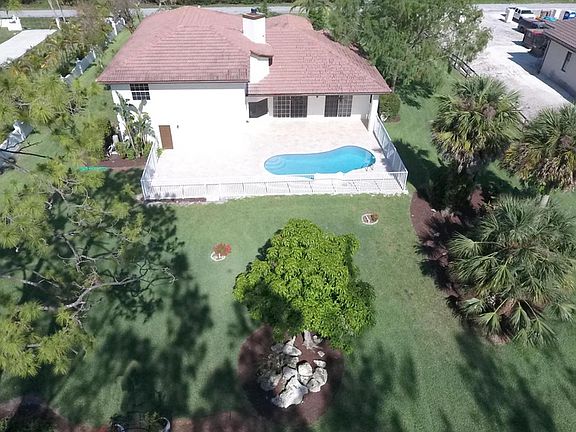 5th image of 6211 NW 69th Way