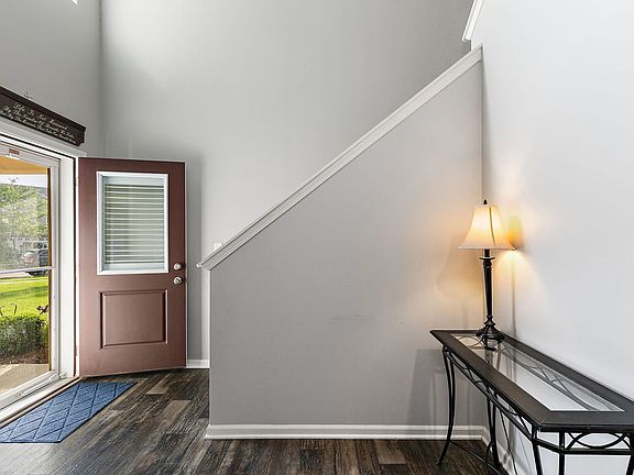3rd image of 1154 Kingsmill Dr