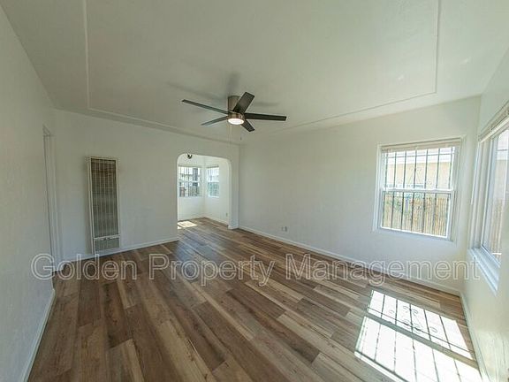 5th image of 4053 Swift Ave
