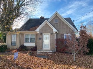 207 Pleasant St, Sparta, TN 38583