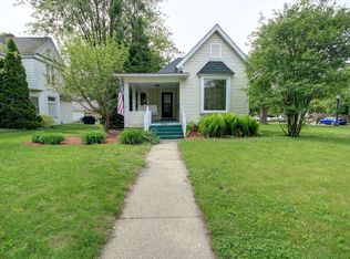 511 W White St, Champaign, IL