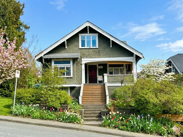 306 N Esmond Ave, Burnaby, BC