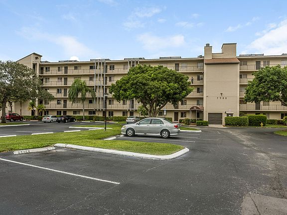 2nd image of 7980 NW 50th St APT 202