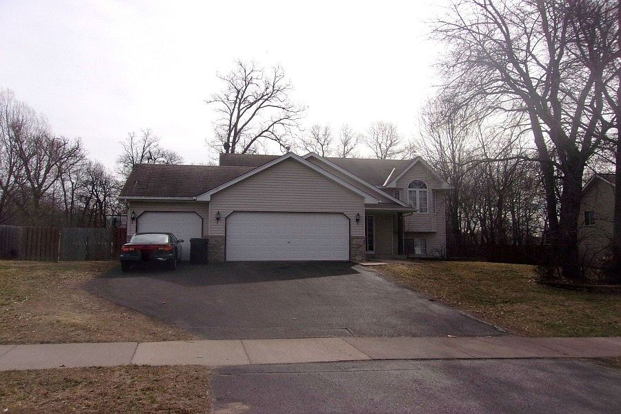 1st image of 23283 Ivywood St NW