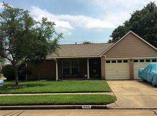 906 Briarwood Ct, Deer Park, TX 77536