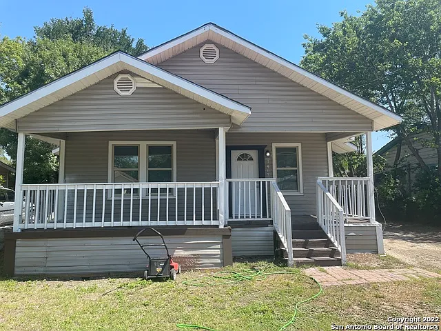 1467 W Gerald Ave — Photo 1