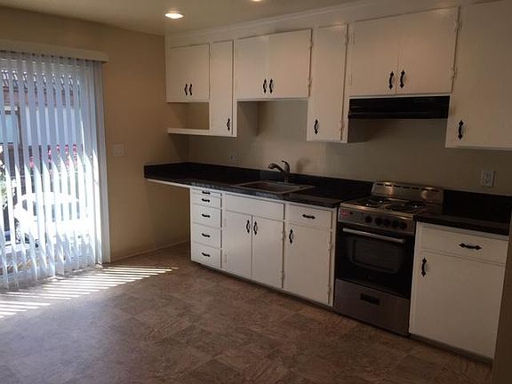 4th image of 1371 Pedro St APT 32