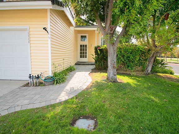 3rd image of 12312 Sunnyglen Dr