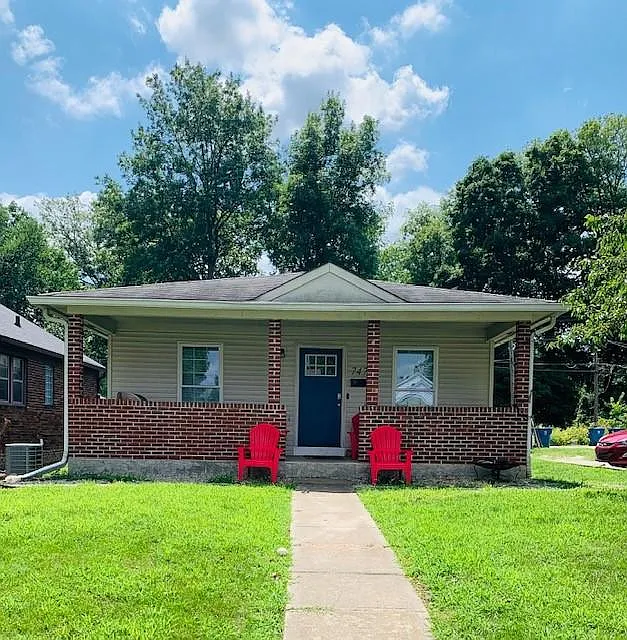 6 bed, 2028 sqft, $4,900 — Photo 1