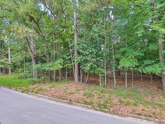 4th image of 1916 E Lake Dr