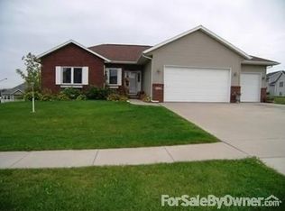 1440 9th St SW, Mount Vernon, IA 52314