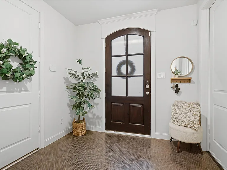 1665 Upland Lakes — Photo 3