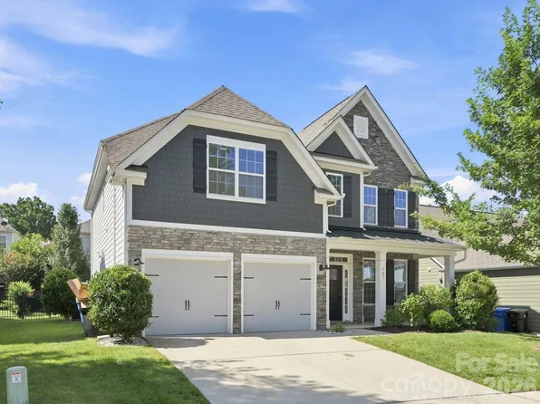 127 Tomahawk Dr, Mooresville, NC 28117
