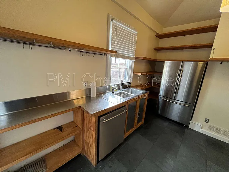 2545 Stout St — Photo 14