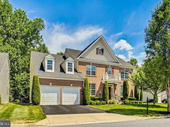 3800 Chancelsors Dr, Upper Marlboro, MD 20772