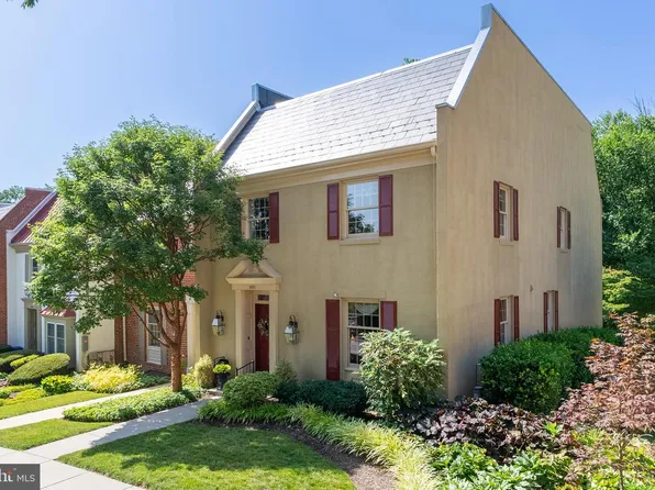 8001 Strauff Rd #19, Baltimore, MD 21204