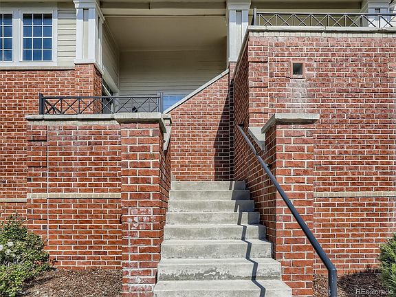 3rd image of 1489 S Dayton Cir