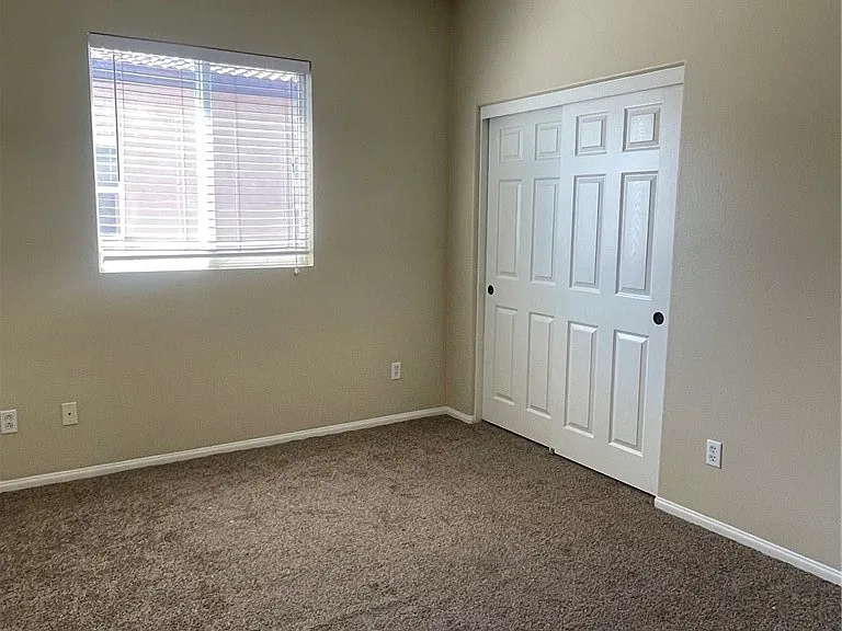 15996 Moonflower Ave — Photo 11
