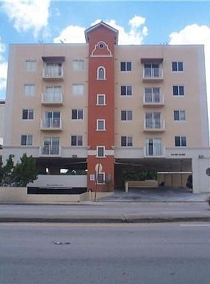 1st image of 115 SW 42nd Ave APT 406
