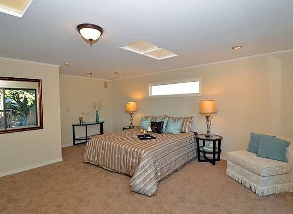 3rd image of 1380 Vista Grande