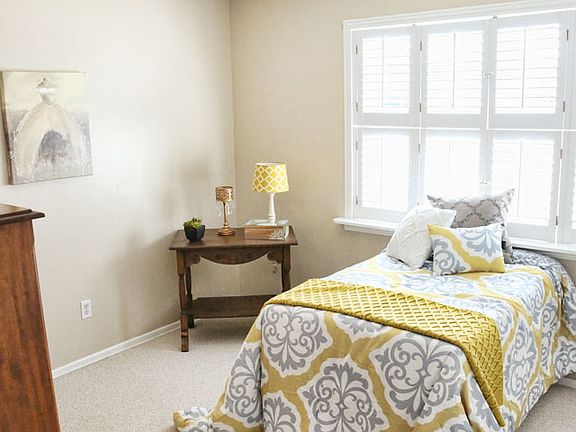 4th image of 6591 Cerulean Ave