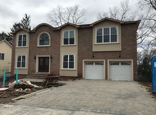 183 Bogert Rd, River Edge, NJ 07661