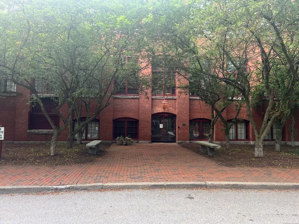 839 Main Street APT 60, Torrington, CT 06790