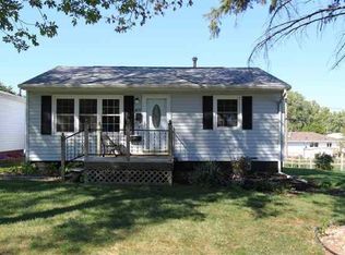 1837 E Ridgeway Ave, Waterloo, IA 50702