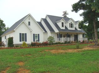 6405 Nash Rd, Baxter, TN 38544