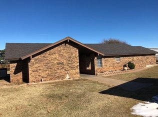 23303 E 930th Rd, Custer City, OK 73639