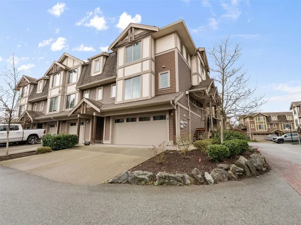 45025 Wolfe Rd #8, Chilliwack, BC V2P 7V9