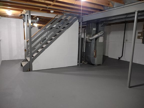 3rd image of 8681 Kirkland Dr
