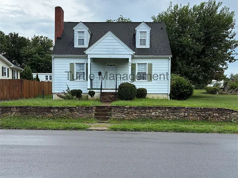 408 N Bruffey St — Photo 1