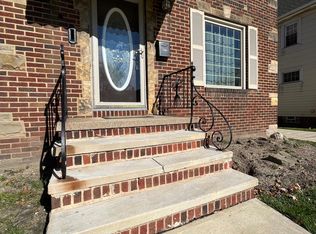 15002 Fernway Ave, Cleveland, OH 44111