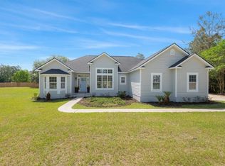 2657 Horseshoe Cove Rd, Waverly, GA 31565
